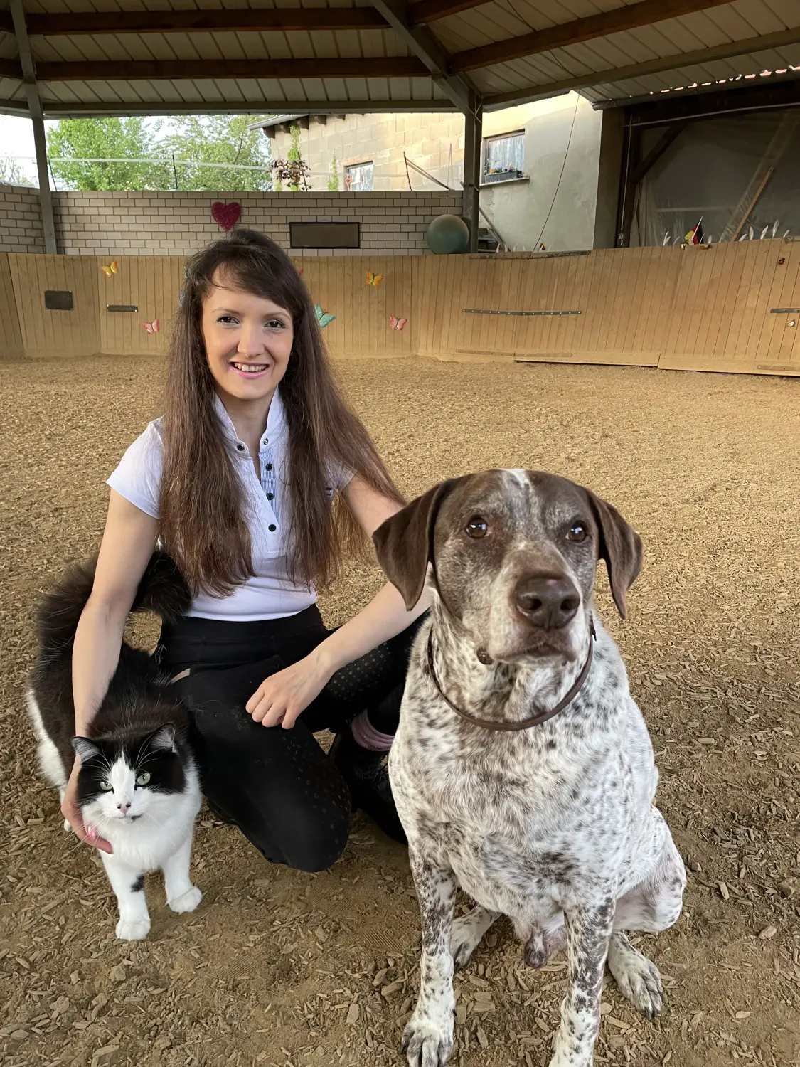 Mädchen mit Hund von Tierbegegnungshof-Herzensbande