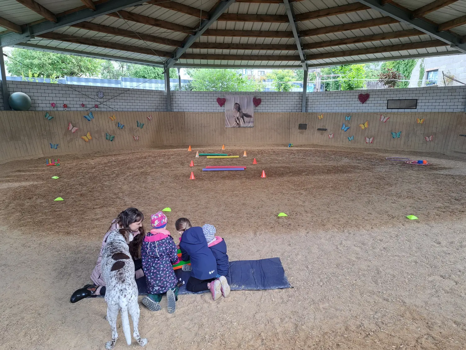 Kinder von Tierbegegnungshof-Herzensbande