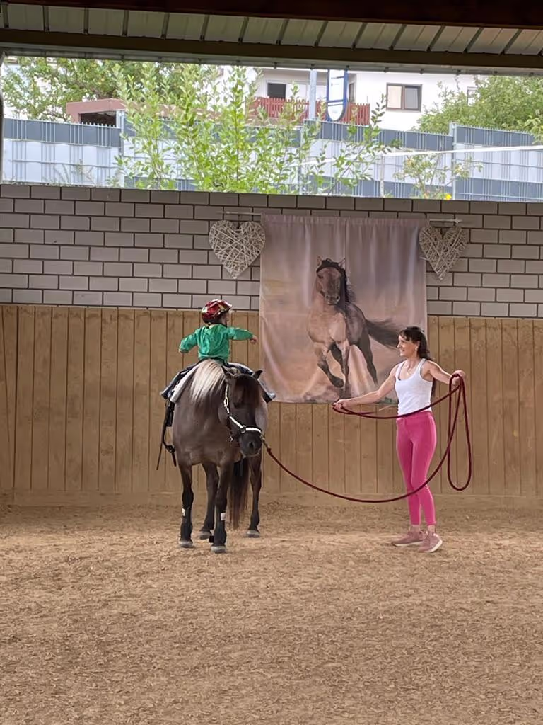 Reitstunde von Tierbegegnungshof-Herzensbande